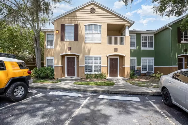 MLS: O6056411 Condo For Sale