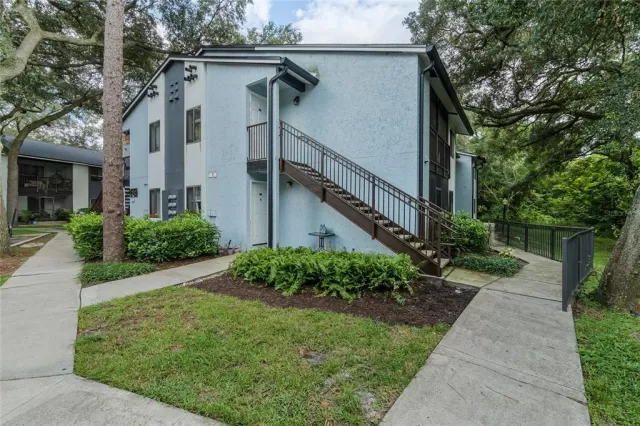 MLS: O6056462 Condo For Sale