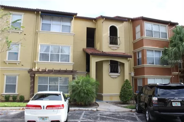 MLS: O6056538 Condo For Sale