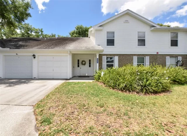 MLS: O6056655 Condo For Sale