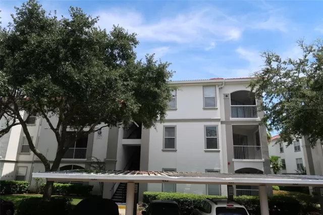 MLS: O6057263 Condo For Sale