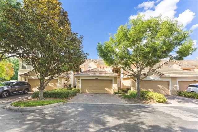 MLS: O6057288 Condo For Sale