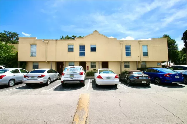 MLS: O6057339 Condo For Sale