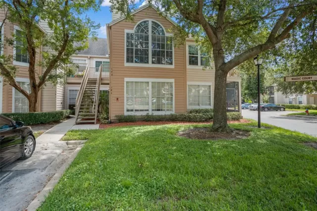 MLS: O6057959 Condo For Sale