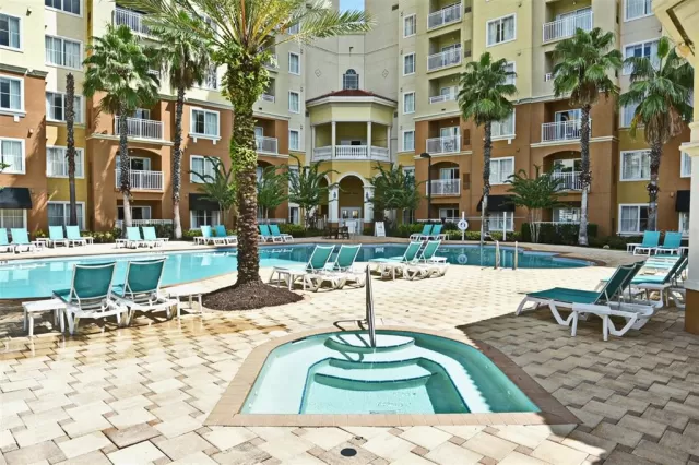 MLS: O6058208 Condo For Sale