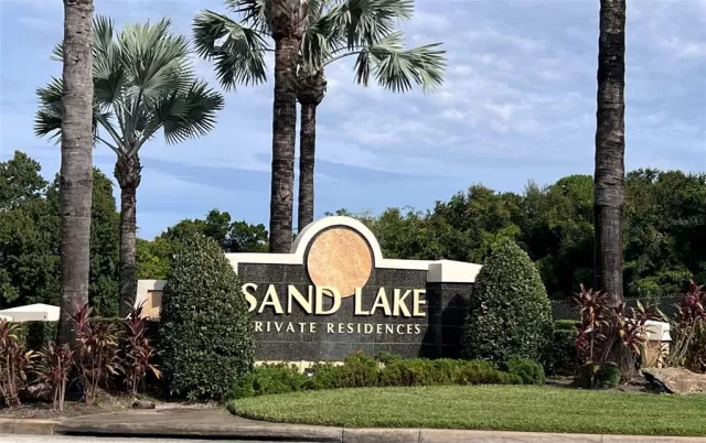 MLS: O6058457 Condo For Sale