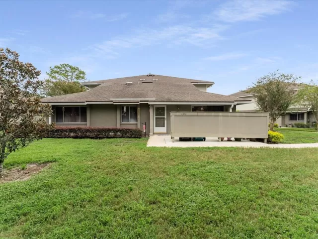 MLS: O6058647 Condo For Sale