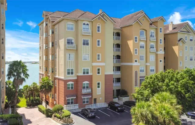 MLS: O6059231 Condo For Sale