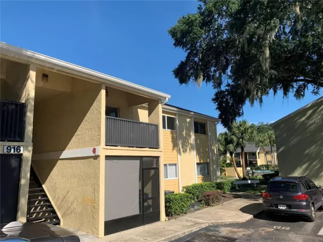 MLS: O6059912 Condo For Sale