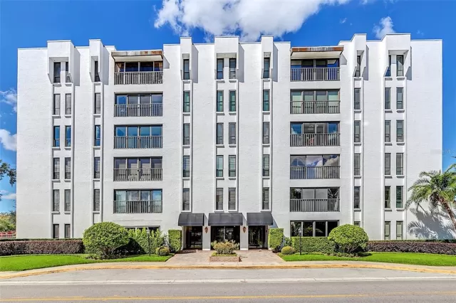 MLS: O6060045 Condo For Sale