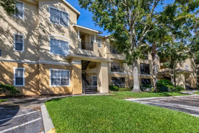 MLS: O6060144 Condo For Sale