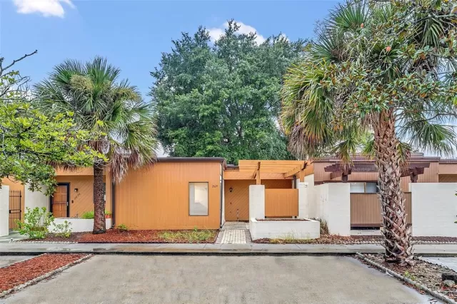 MLS: O6060207 Condo For Sale