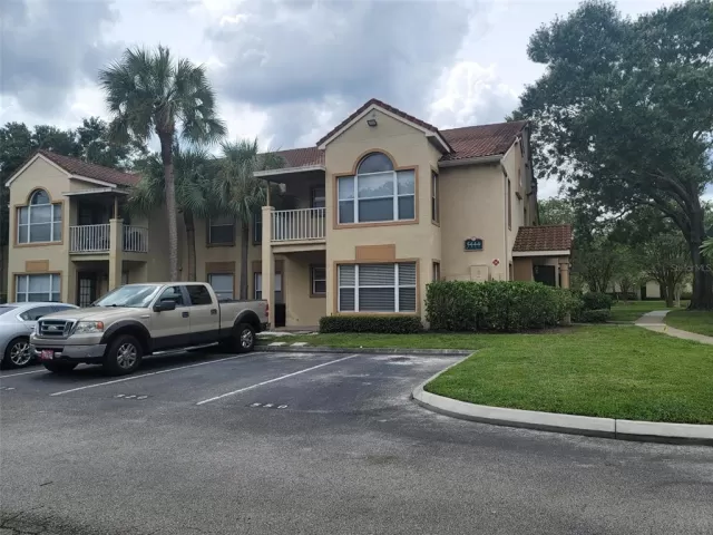 MLS: O6060297 Condo For Sale