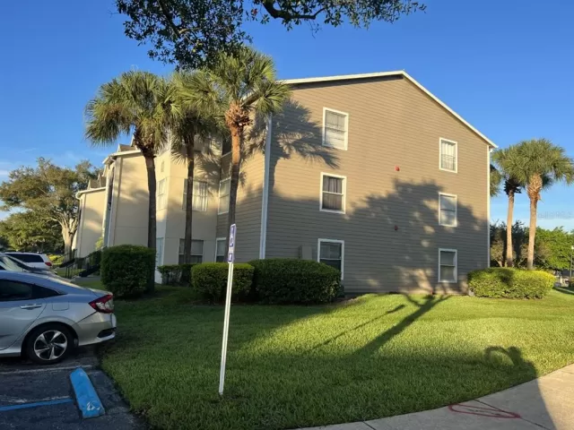 MLS: O6060574 Condo For Sale