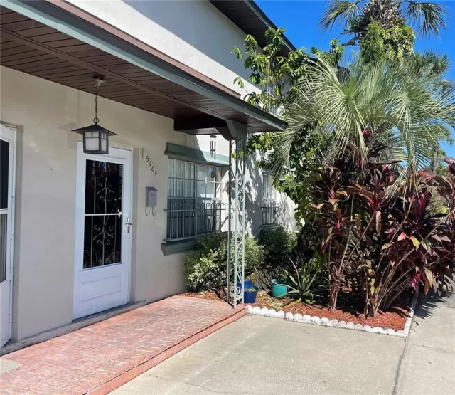 MLS: O6060676 Condo For Sale