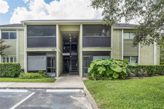 MLS: O6061393 Condo For Sale