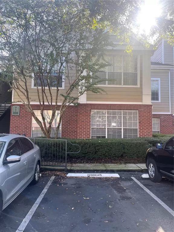 MLS: O6061827 Condo For Sale