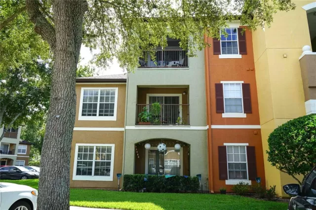 MLS: O6062696 Condo For Sale