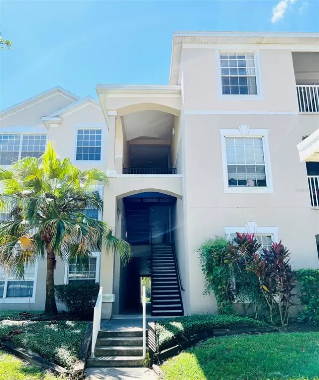 MLS: O6063168 Condo For Sale