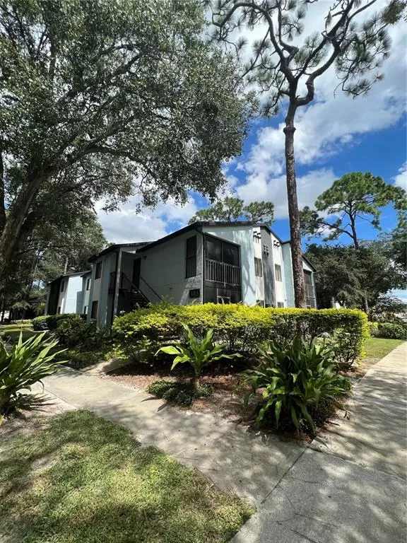 MLS: O6063636 Condo For Sale