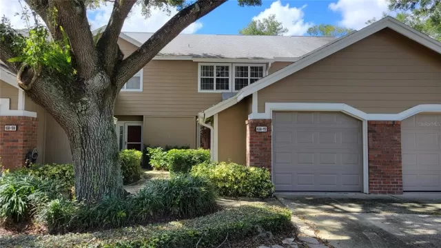 MLS: O6063742 Condo For Sale