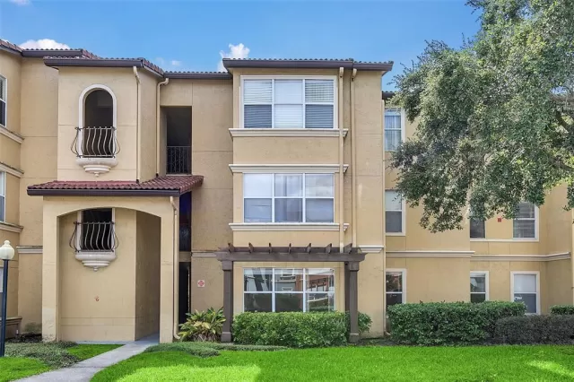 MLS: O6064255 Condo For Sale