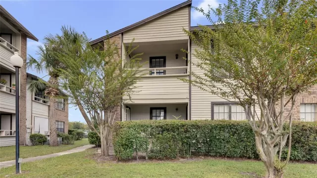 MLS: O6064267 Condo For Sale