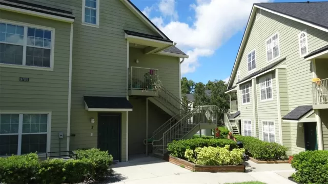MLS: O6064426 Condo For Sale