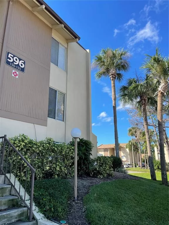 MLS: O6064662 Condo For Sale