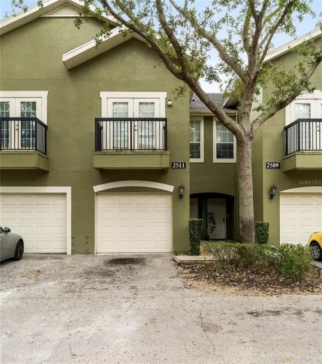 MLS: O6064712 Condo For Sale