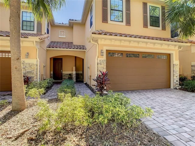 MLS: O6064901 Condo For Sale