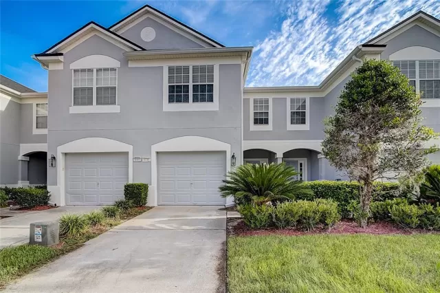 MLS: O6065304 Condo For Sale