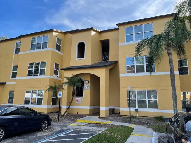 MLS: O6065582 Condo For Sale