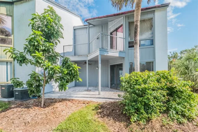 MLS: O6066879 Condo For Sale