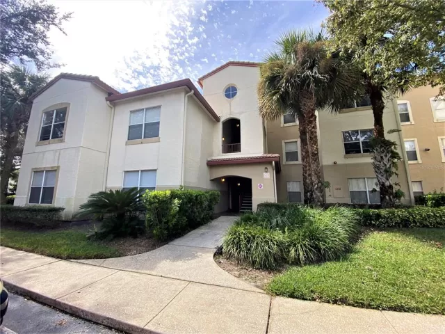 MLS: O6066958 Condo For Sale