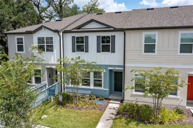 MLS: O6067331 Condo For Sale