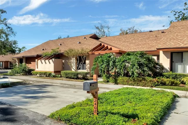 MLS: O6067822 Condo For Sale