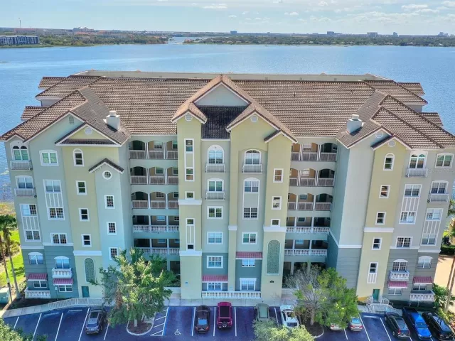 MLS: O6068459 Condo For Sale