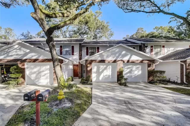 MLS: O6068611 Condo For Sale