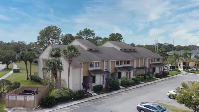 MLS: O6069024 Condo For Sale