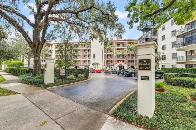 MLS: O6069070 Condo For Sale