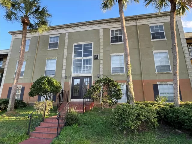 MLS: O6069378 Condo For Sale