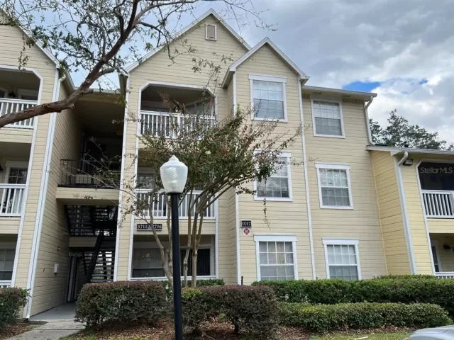 MLS: O6069565 Condo For Sale