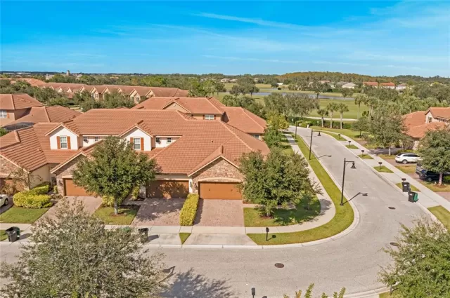 MLS: O6069934 Condo For Sale