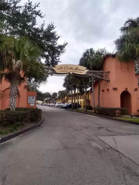 MLS: O6070121 Condo For Sale