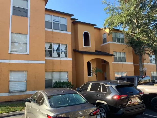 MLS: O6070575 Condo For Sale