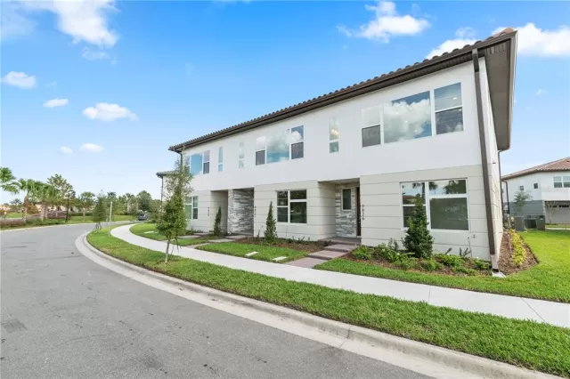 MLS: O6070856 Condo For Sale