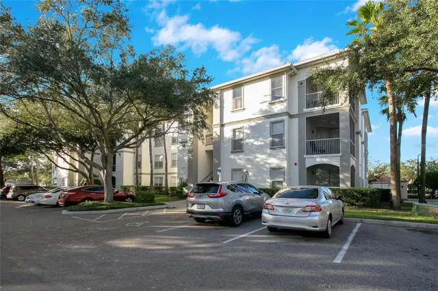 MLS: O6071101 Condo For Sale