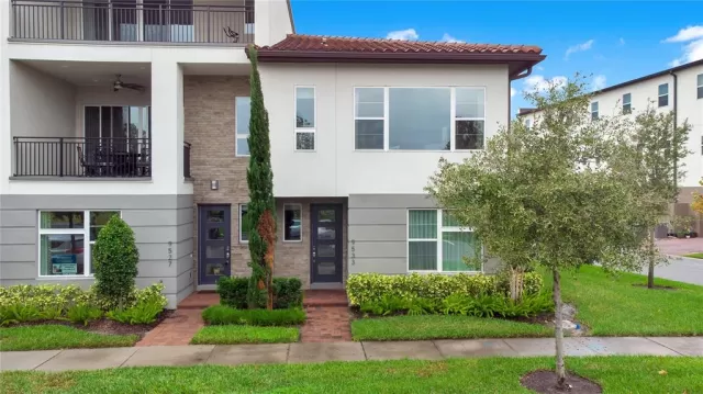 MLS: O6071300 Condo For Sale