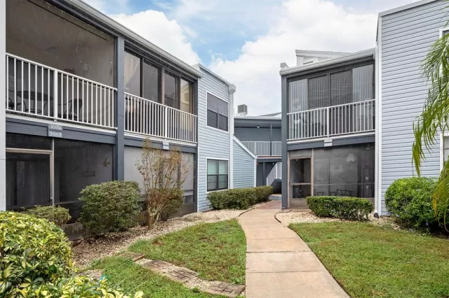 MLS: O6071400 Condo For Sale